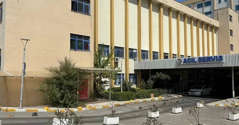 İzmir’de otomobil çarpan Galatasaraylı yönetici yaralandı