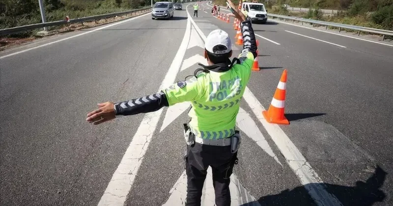 Bugün hangi yollar kapalı? 30 Ağustos İstanbul da kapalı olan yollar ve alternatif güzergahlar!