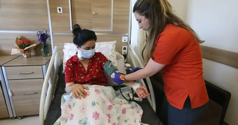 Çocukluğunda oluşan tümörlerden 23 yıl sonra kurtuldu