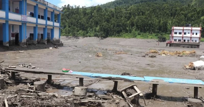 Nepal deki sel dehşetinde ölü sayısı 700 e dayandı Sözcü Gazetesi