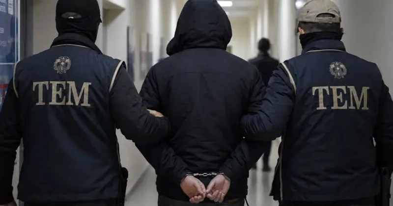 Drift tartışmasında polis memuruna taşlı saldırı: 4 tutuklama