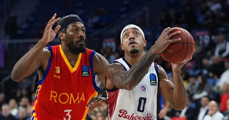 Bahçeşehir Koleji evinde Roma yı farklı devirdi!