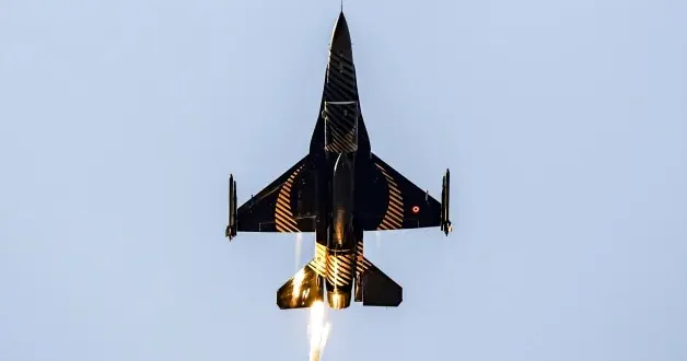 SOLOTÜRK ten Şanlıurfa semalarında baş döndüren performans