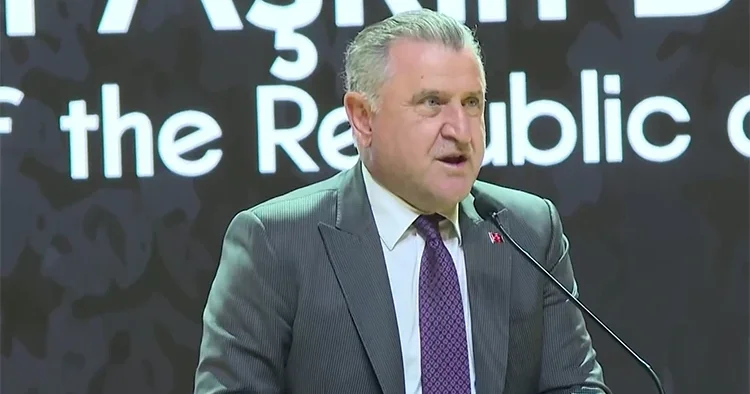 Gençlik ve Spor Bakanı Osman Aşkın Bak, Konyaspor Filistin maçı öncesi konuştu: Evimiz evinizdir