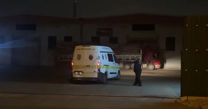 Kayseri de makineye sıkışan işçi öldü