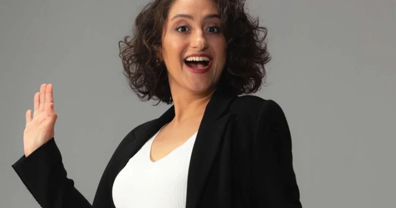 Ecem Erkek burnu ile ilgili eleştiriye fena patladı: Senin gibi her şeye burnumu mu sokayım