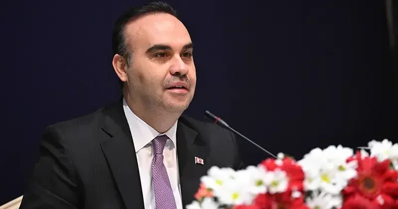 Bakan Kacır: Sanayicilerimize yatırım kredisine hızlı erişim imkanı sunuyoruz