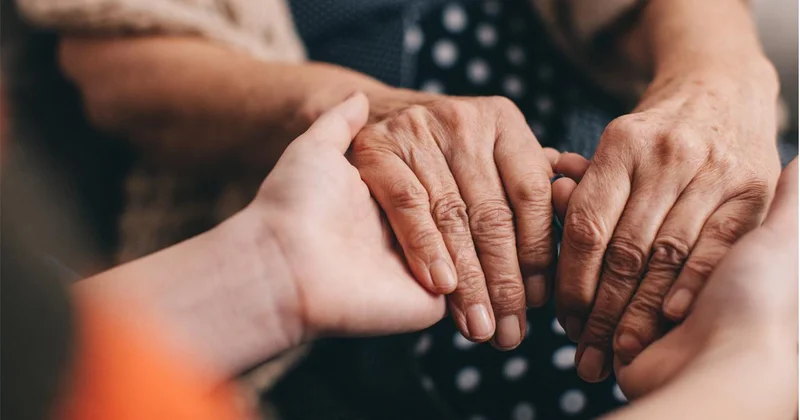 107 bin 731 yaşlı evde bakım yardımından yararlanıyor