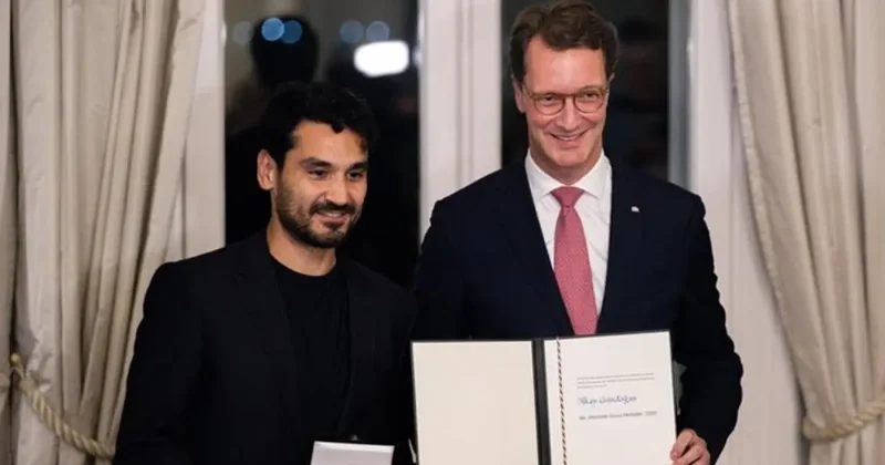 İlkay Gündoğan’a Almanya’dan büyük onur! Okan Buruk ve takım arkadaşları yalnız bırakmadı