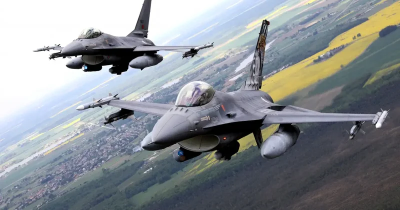 Rusya yı kızdıracak anlaşma: F 16 savaş uçaklarını Ukrayna ya verdiler