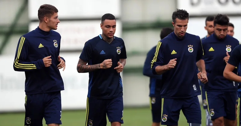 Fenerbahçe nin eski yıldızından zehir zemberek itiraf: Ayrılmam için tehdit edildim Sözcü Gazetesi