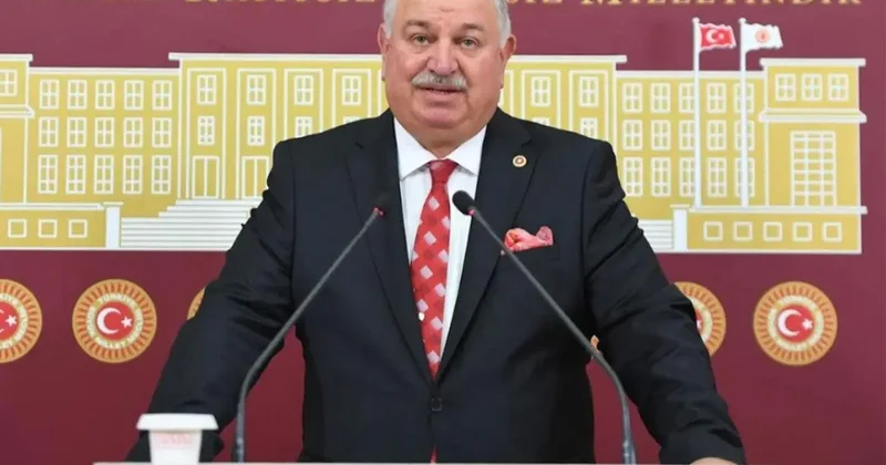 YRP li Doğan Bekin, Fatih Erbakan ın isteğiyle görevlerinden istifa etti