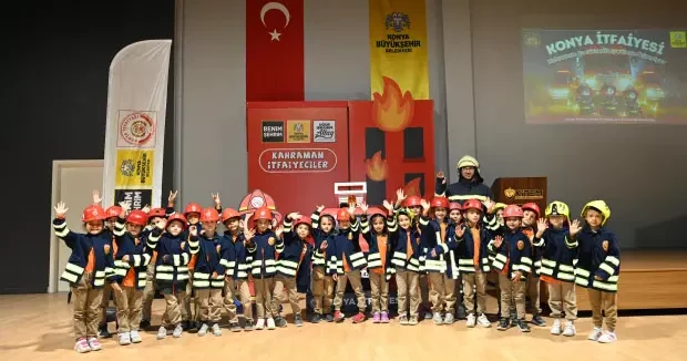 Konya haberleri Konya Büyükşehir 31 ilçede öğrencilere itfaiye bilinci kazandırıyor 30 Ekim 2025