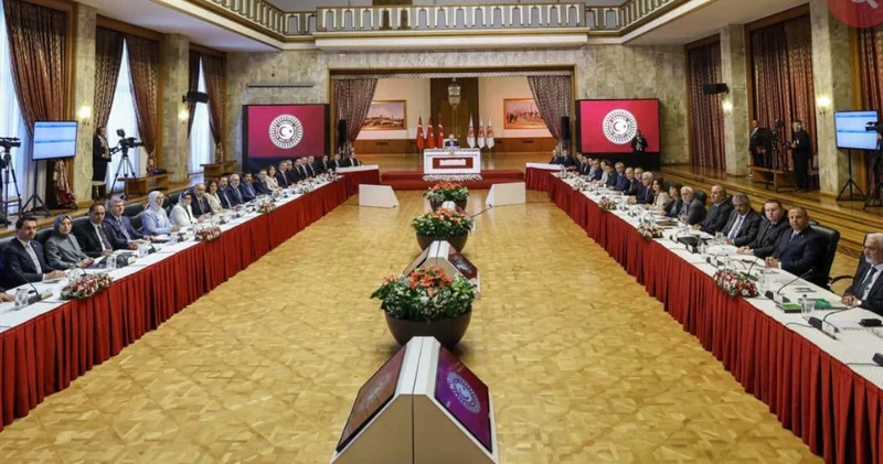 Süreç komisyonu İrlanda yolcusu: İsimler belli oldu