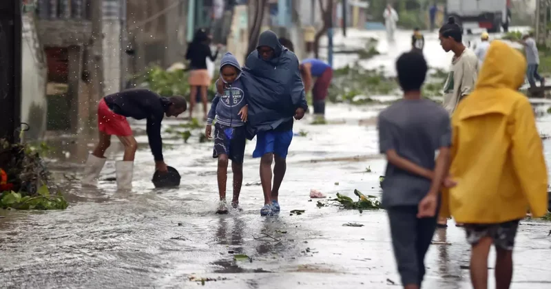 Karayipler i vuran Melissa Kasırgasında can kaybı 34 e yükseldi