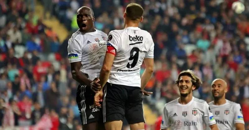 Cenk Tosun a sürpriz talip! Aboubakar la takım arkadaşı olacak