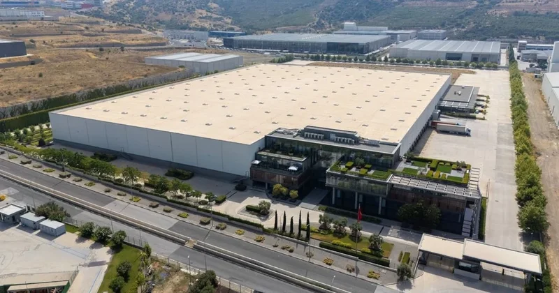 Dev otomotiv fabrikasında üretim salı günü itibarıyla tamamen durdu Sözcü Gazetesi