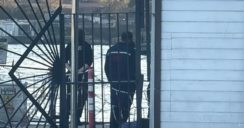 Fatih Sultan Mehmet Köprüsü nden atladı! Cansız bedeni Emirgan İskelesi ne çıkarıldı