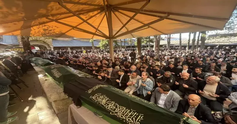 Gebze de çöken binada hayatını kaybeden aile toprağa verildi...