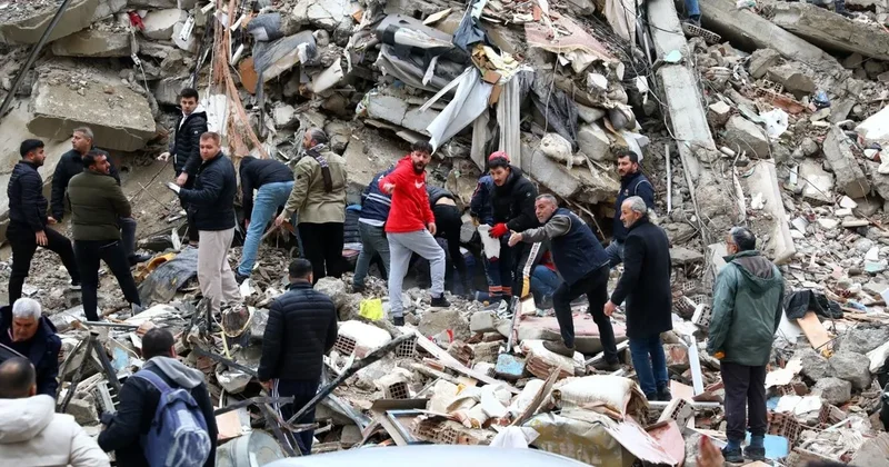 O müteahhide aynı ceza verildi! 62 kez müebbet, 865 yıl hapis cezasına çarptırıldı