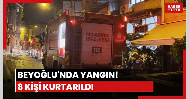 Beyoğlu nda havai fişek yangına neden oldu
