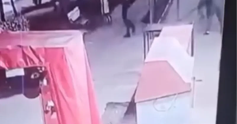 Adana da parkta lise öğrencilerine saldırı: 3 öğrenci dövülüp bıçaklandı