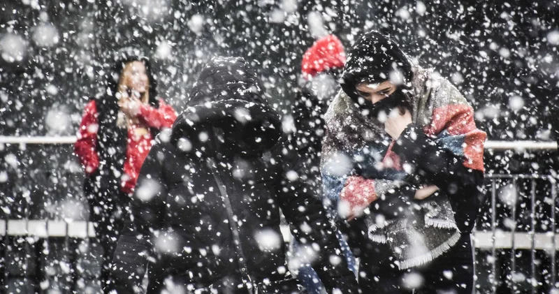 Marmara, Karadeniz, İç Anadolu ve Doğu Anadolu için kar alarmı verildi! Hayatı felç edebilir