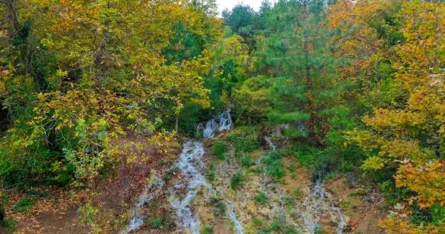 20 yıl önce kuruyan dere depremle birlikte yeniden akmaya başladı