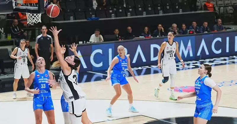 Beşiktaş BOA Enea Gorzow: 100 70