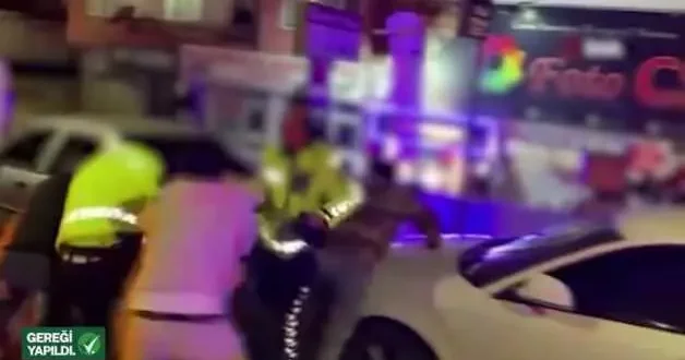 Bakan Yerlikaya duyurdu: Trafik polislerine saldıran 3 kişi tutuklandı