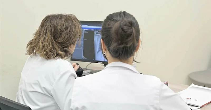 Evden çıkamayan 44 bin hastaya uzaktan muayene hizmeti