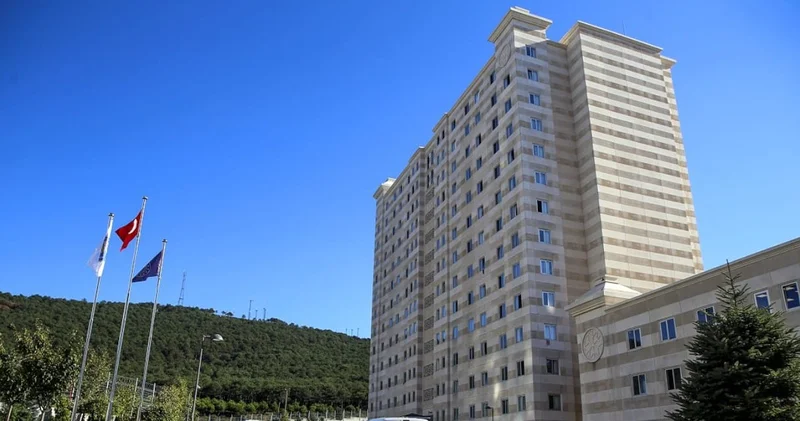 Sanki KYK yurdu değil de korku evi! İstanbul ın göbeğinde büyük skandal