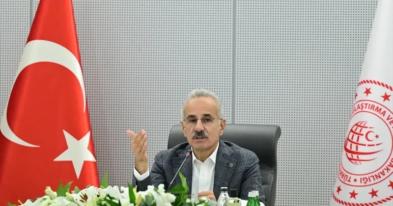 İstanbul a yeni metro hattı! Bakan Uraloğlu seferlerin başlayacağı tarihi verdi