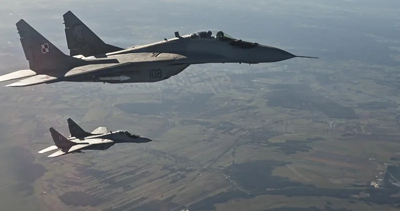 Polonya da Rus uçağı alarmı! Yine engellediler