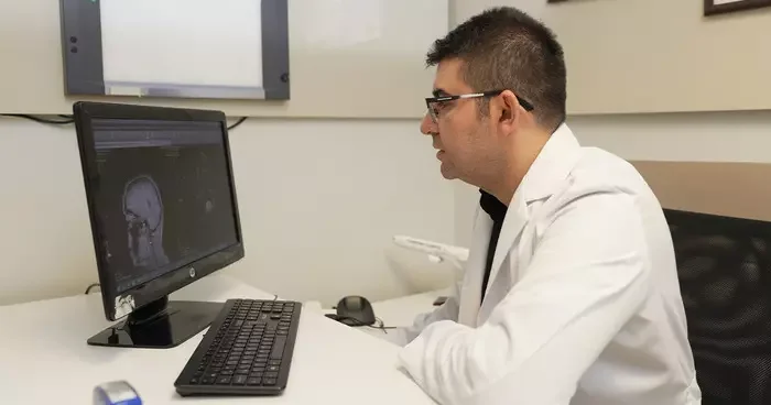 İnme her yaşta görülebilir: İlk 24 saat hayati önem taşıyor