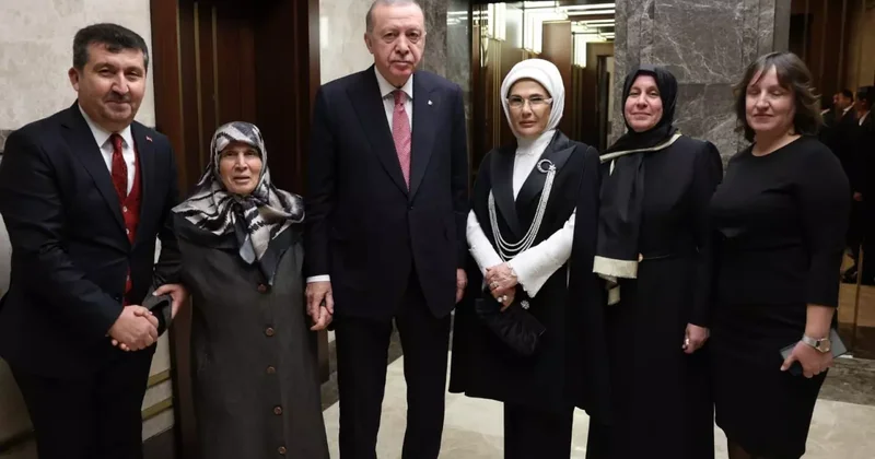 Atatürk ün dayısının soyundan gelen Aldırma Ailesi, Erdoğan çiftiyle bir araya geldi