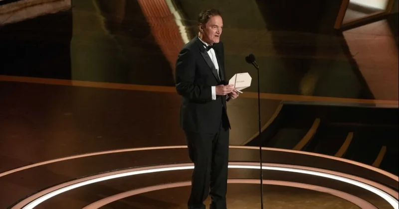 Hep küçük roller oynuyordu... Efsane yönetmen 30 yıl sonra yine başrolde Sözcü Gazetesi