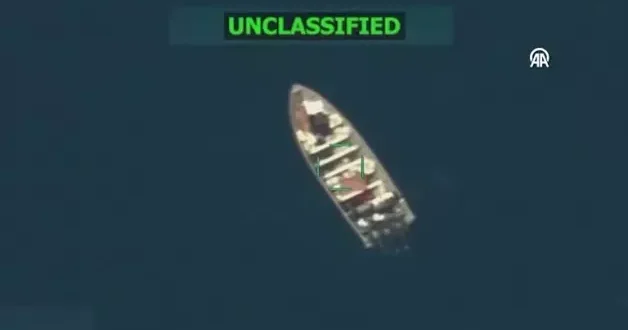 Pasifik te sular ısınıyor! ABD uyuşturucu yüklü tekneyi imha etti