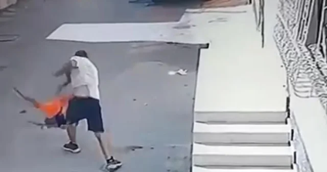 Kovaladığı çocuğu ayak bileğinden tutup yere fırlattı Adana Haberleri