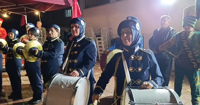 Cumhuriyet Yürüyüşü nde Kadın Bando Takımı geceye damga vurdu Bilecik Haber Habertürk Yerel Haberler