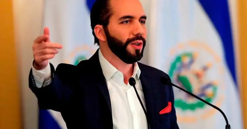 4 kişiyi kurtarmak için 2000 askerle ülkeye girdi