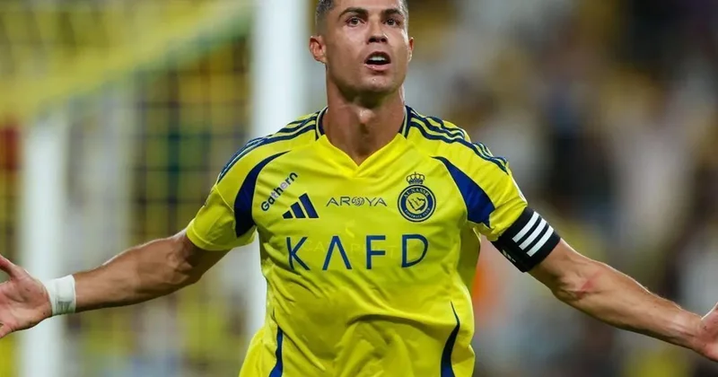 Cristiano Ronaldo 15 dakikada hat trick yaptı, Al Nassr 5 2 kazandı