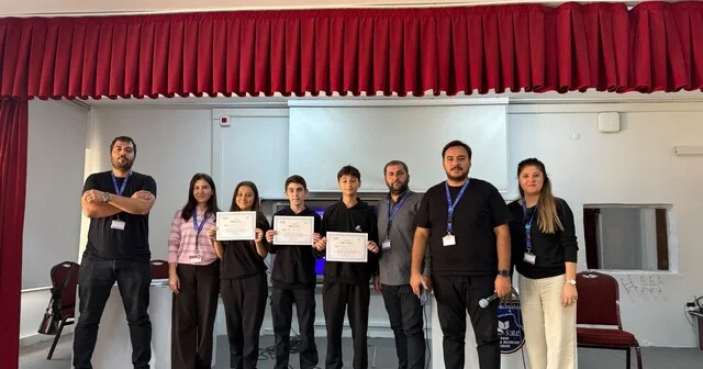 Afyonkarahisar da 15 lisede 2 bin 700 öğrenciye ulaşıldı Afyonkarahisar Haberleri Habertürk Yerel Haberler