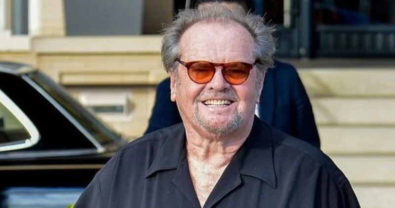 Michael Douglas tan Jack Nicholson yorumu: Evinin önünde terlikleriyle dolaşıyor, sinemaya dönmeyecek