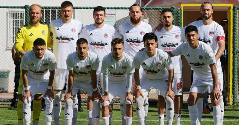 Türkiye de ilginç olay! Berabere kalan futbolcularına 71 bin lira ceza kestiler