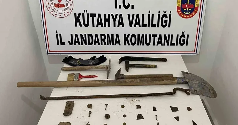 Kütahya’da Anadolu Mirası operasyonu: Tarihi eserler ele geçirildi