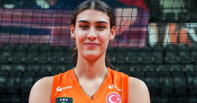 Karmen Aksoy, Eczacıbaşı Peron İstanbul da!