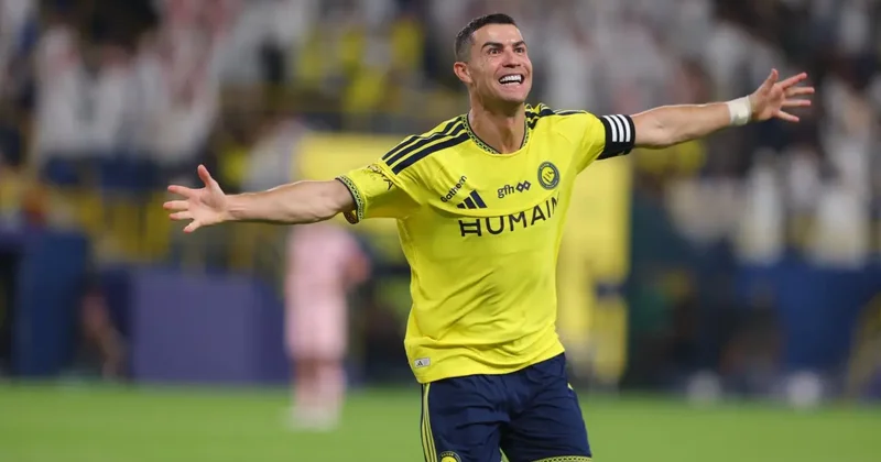 8 gollü maçta Ronaldo 15 dakikada hat trick yaptı
