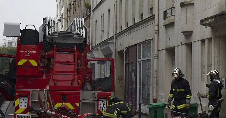 Fransa da bina alevler içinde kaldı: 5 kişi öldü