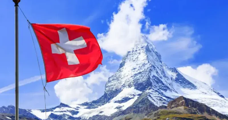 İsviçre, kadınlar için zorunlu askerliği referanduma götürdü